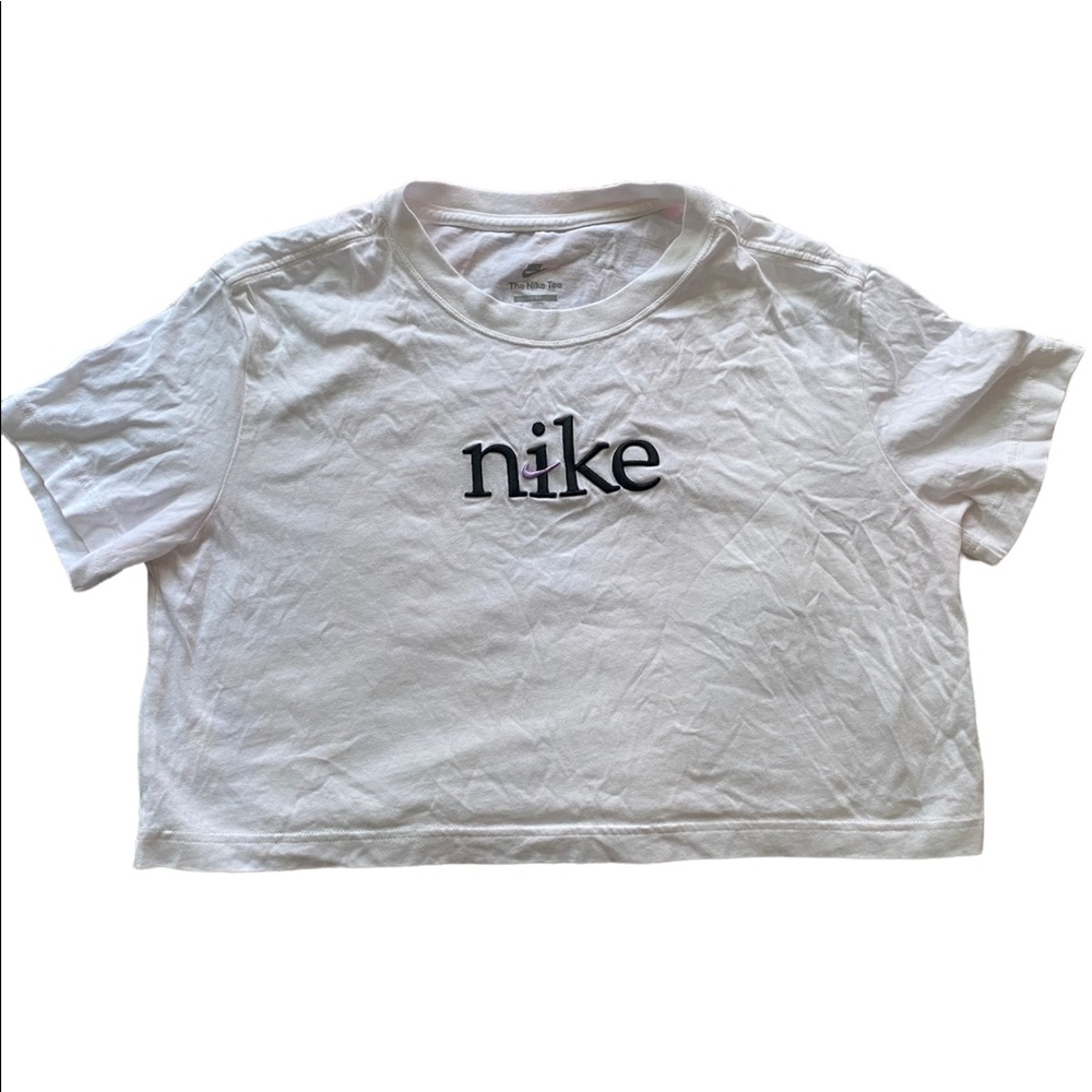 NWOT Nike Crop Tee